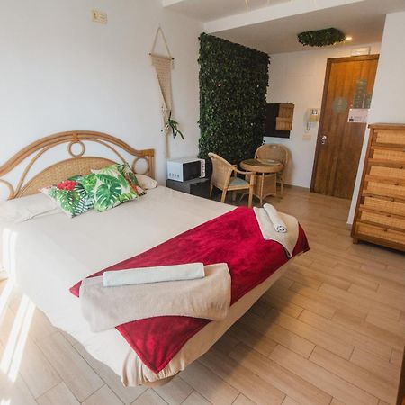 البورايا Banana Beach Patacona Rooms المظهر الخارجي الصورة