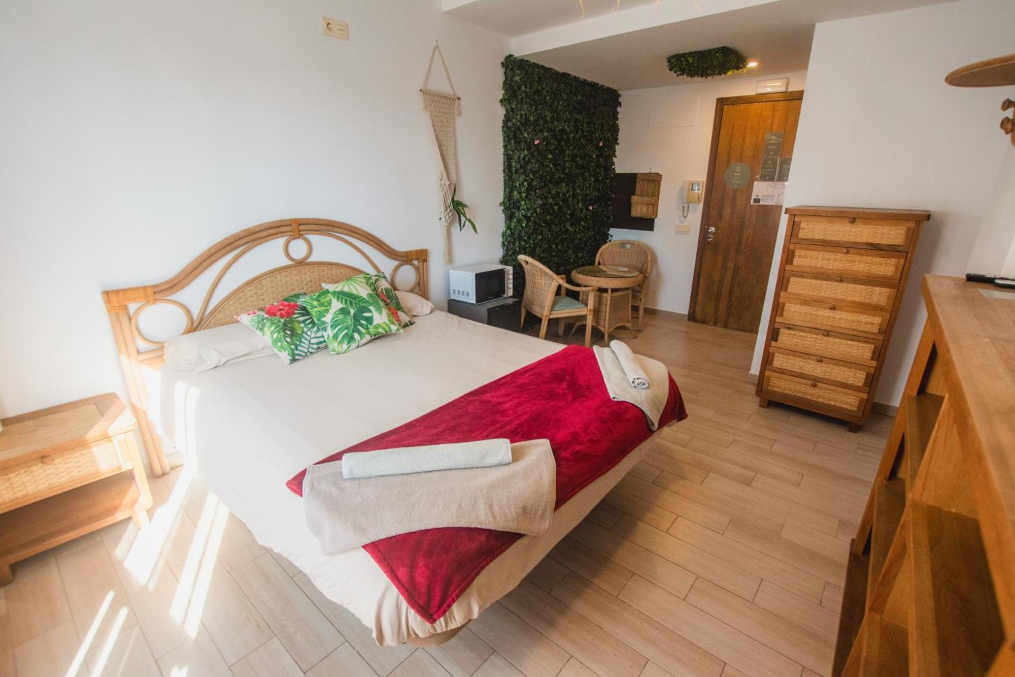البورايا Banana Beach Patacona Rooms المظهر الخارجي الصورة
